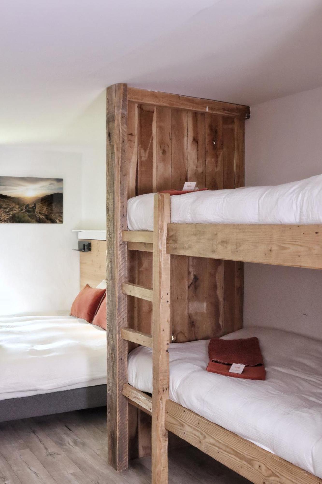 Mas Nouveau Chambres D'Hotes Genolhac Eksteriør billede